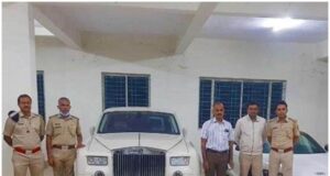 अमिताभ के नाम पर रजिस्टर Rolls Royce सीज , Salman Khan चला रहे थे कार अमिताभ के नाम पर रजिस्टर Rolls Royce सीज